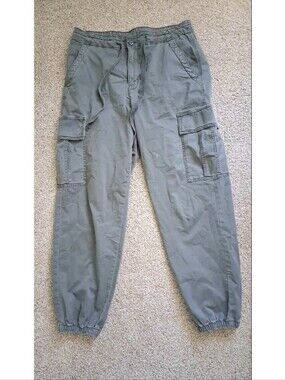 NWT American Eagle AE Cargo Baggy Mom Jogger Pants 12R